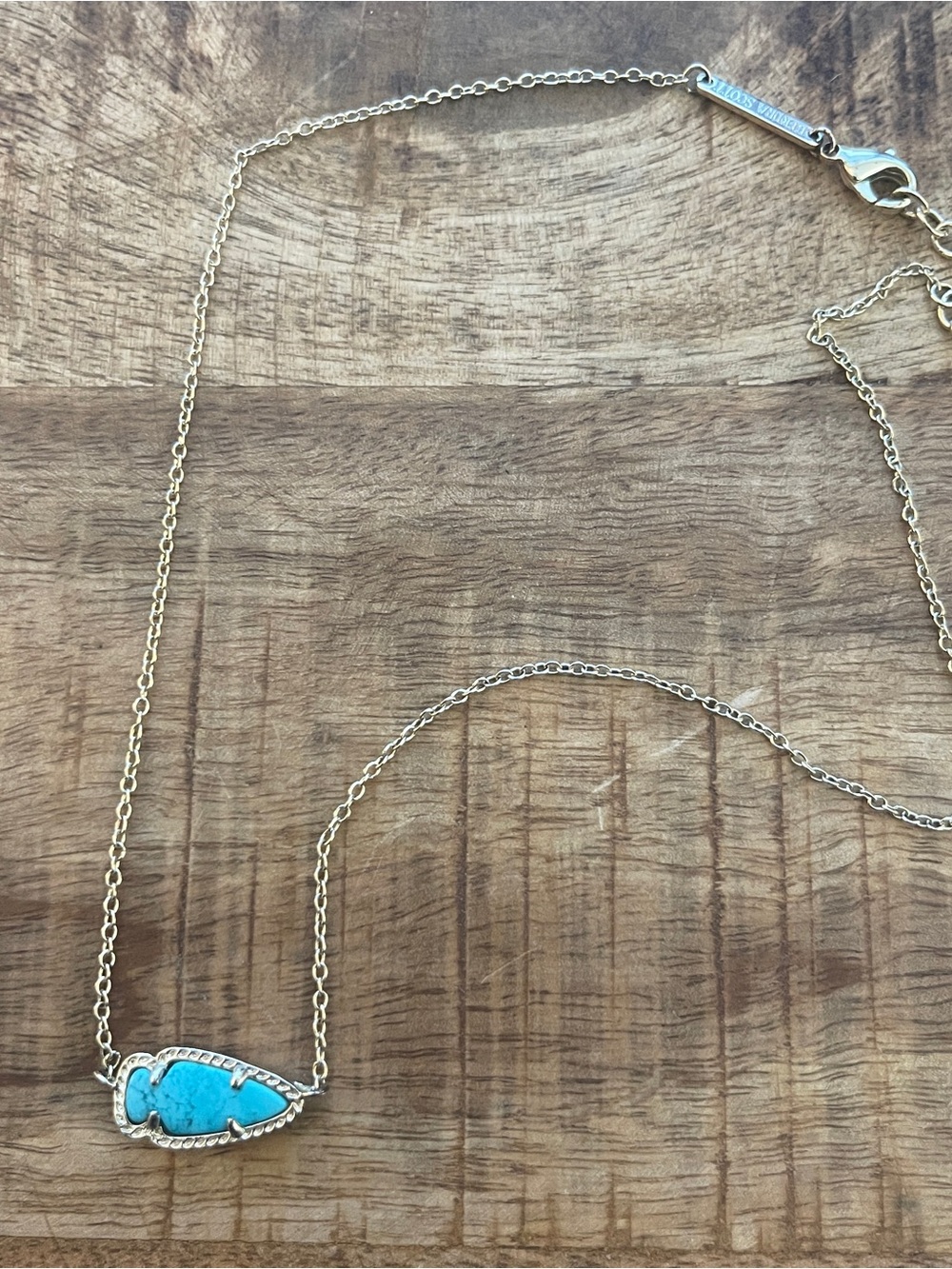 Kendra Scott short necklace